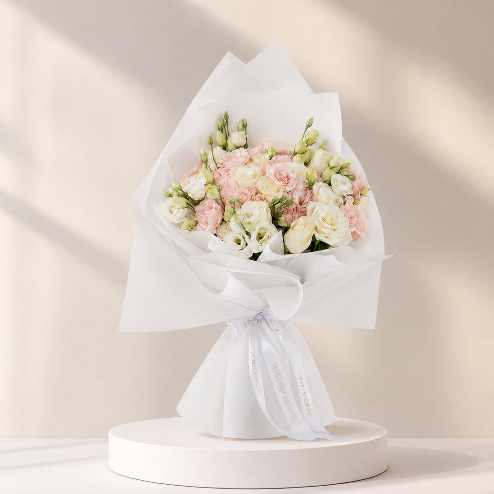 Elara Blush & White Bouquet